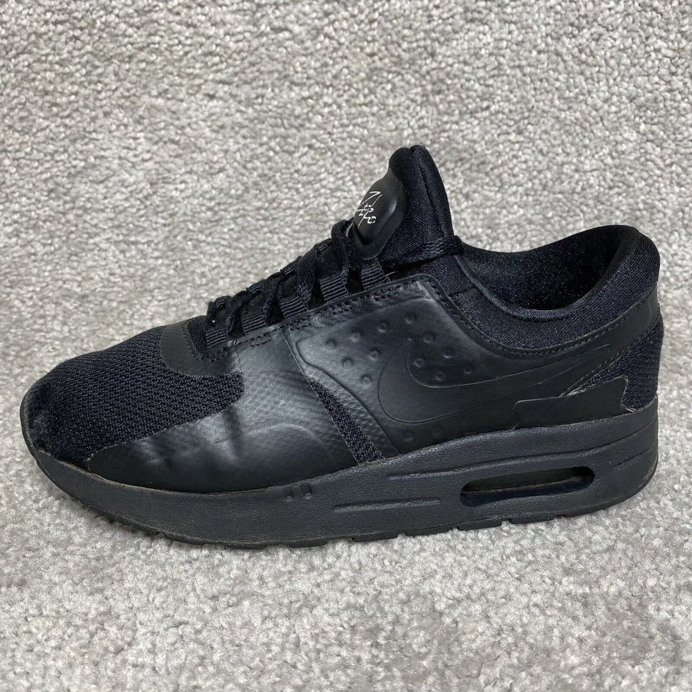 Nike Youth Air Max Zero Athletic Triple Black Sneaker 881226-006 Size US 2.5Y